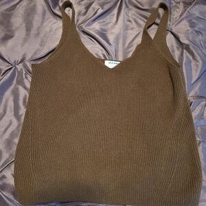 Brown knitted tank top